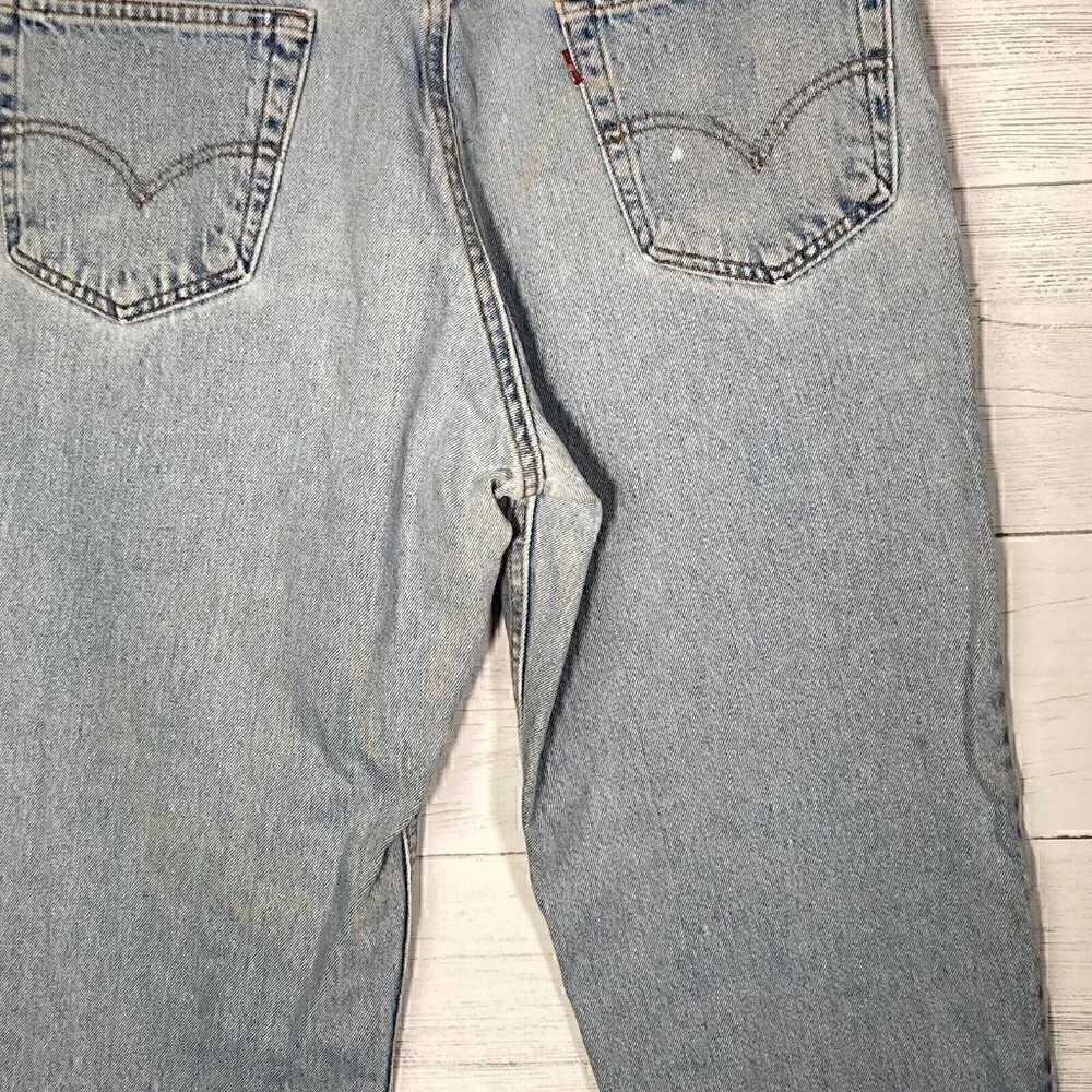 Vintage Levis 550 Relaxed Fit Tapered Leg Jeans